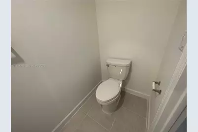 2382 NW 131st Cir, Miami, FL 33167 - Photo 9