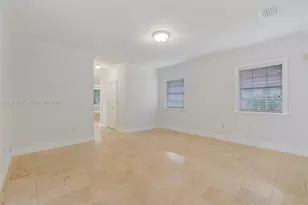 10261 SW 58th St, Miami, FL 33173 - Photo 19