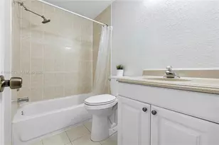 9032 NW 38th Dr, Coral Springs, FL 33065 - Photo 27