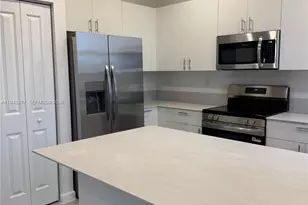 2724 SE 26th Ave, Homestead, FL 33035 - Photo 3