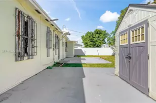 14421 Harrison St, Miami, FL 33176 - Photo 45