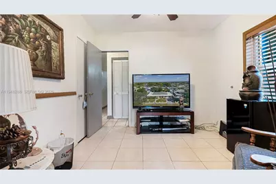 14421 Harrison St, Miami, FL 33176 - Photo 27