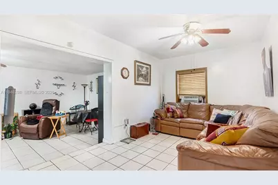 14421 Harrison St, Miami, FL 33176 - Photo 11