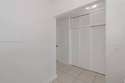 1441 Lincoln Rd #411, Miami Beach, FL 33139 - Photo 17
