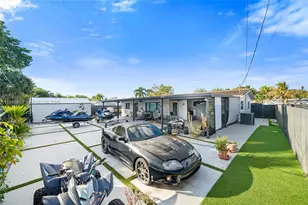 7874 NW 175th St, Hialeah, FL 33015 - Photo 17