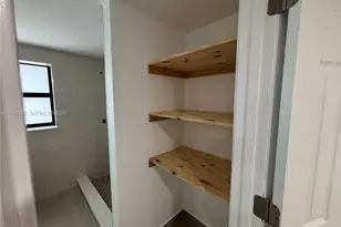 30 E 44th St, Hialeah, FL 33013 - Photo 17