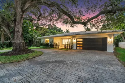 10570 NE 3rd Ave, Miami Shores, FL 33138 - Photo 5