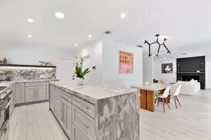 10570 NE 3rd Ave, Miami Shores, FL 33138 - Photo 19