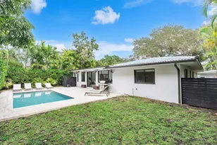 10570 NE 3rd Ave, Miami Shores, FL 33138 - Photo 43