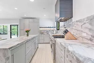 10570 NE 3rd Ave, Miami Shores, FL 33138 - Photo 63