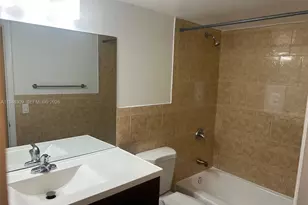 10740 N Kendall Dr, Miami, FL 33176 - Photo 7