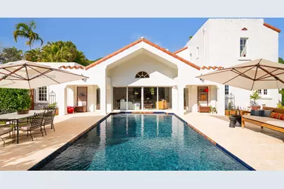 1234 S Greenway Dr, Coral Gables, FL 33134 - Photo 19
