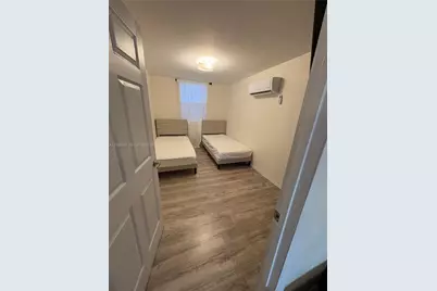 370 NW 188th St, Miami Gardens, FL 33169 - Photo 5