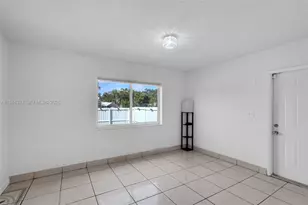 370 NW 188th St, Miami Gardens, FL 33169 - Photo 5