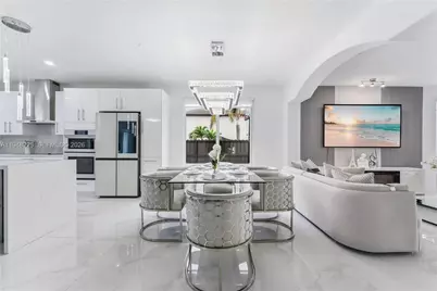 14452 SW 10th St, Miami, FL 33184 - Photo 5