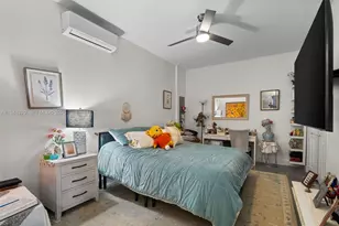 8658 NW 99th Path, Doral, FL 33178 - Photo 27