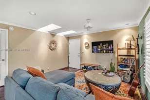 320 SE 10th Ave, Pompano Beach, FL 33060 - Photo 3