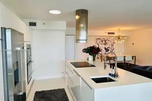 19101 NE 36th Ct, Aventura, FL 33180 - Photo 7