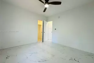 407 SE 14th Ct, Fort Lauderdale, FL 33316 - Photo 11