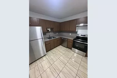 2025 NE 164th St #303, North Miami Beach, FL 33162 - Photo 7