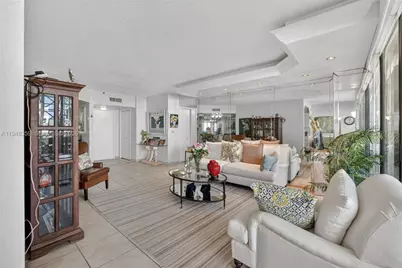 19355 Turnberry Way #8L, Aventura, FL 33180 - Photo 7