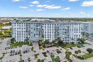 3800 Hillcrest Dr, Hollywood, FL 33021 - Photo 27