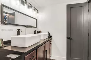 3800 Hillcrest Dr, Hollywood, FL 33021 - Photo 15