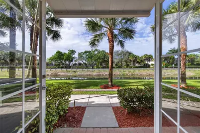 4645 SW 75th Way #4645, Davie, FL 33314 - Photo 11