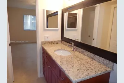 3017 N Oakland Forest Dr #106, Oakland Park, FL 33309 - Photo 9