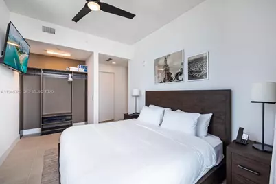 159 NE 6th St #5101, Miami, FL 33132 - Photo 11