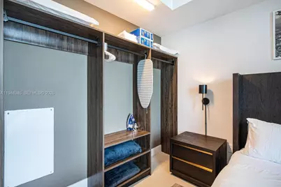 159 NE 6th St #5101, Miami, FL 33132 - Photo 15