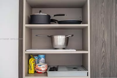 159 NE 6th St #5101, Miami, FL 33132 - Photo 37