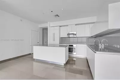 88 SW 7th St #4110, Miami, FL 33130 - Photo 7