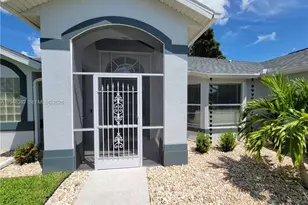 237 SW 47th St, Cape Coral, FL 33914 - Photo 3