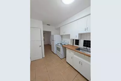 431 NE 64th St #2, Miami, FL 33138 - Photo 5