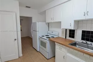 431 NE 64th St, Miami, FL 33138 - Photo 5