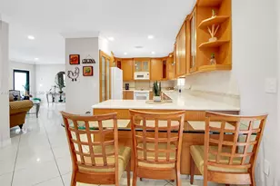 10210 SW 191st St, Cutler Bay, FL 33157 - Photo 9