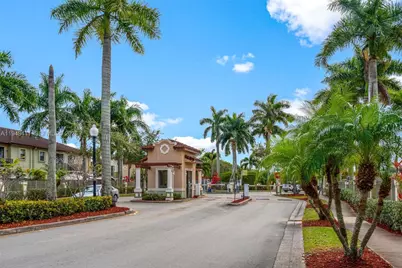 550 NE 33rd Ter, Homestead, FL 33033 - Photo 39