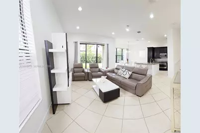 3209 W 98th Pl, Hialeah, FL 33018 - Photo 13