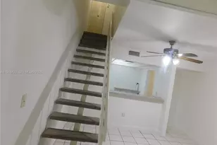 1121 SW 105 Av, Miami, FL 33174 - Photo 9