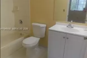 1528 SW 2nd St, Homestead, FL 33030 - Photo 7