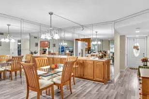 9420 S Hollybrook Lake Dr, Pembroke Pines, FL 33025 - Photo 13