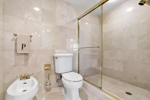19333 Collins Ave, Sunny Isles Beach, FL 33160 - Photo 15