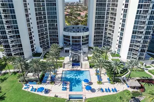 19333 Collins Ave, Sunny Isles Beach, FL 33160 - Photo 43