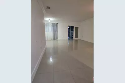 19740 Cypress Ct #19740, Hialeah, FL 33015 - Photo 3