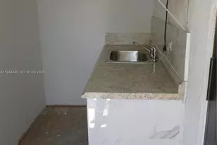 4611 SW 19th St, West Park, FL 33023 - Photo 7