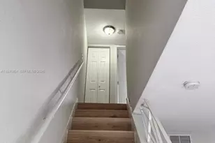 4605 NW 9th Dr, Plantation, FL 33317 - Photo 13