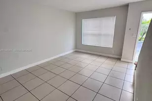 4605 NW 9th Dr, Plantation, FL 33317 - Photo 5