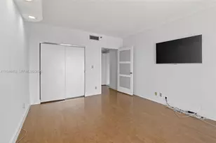 20281 E Country Club Dr, Aventura, FL 33180 - Photo 17