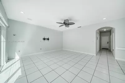 11374 NW 66th St, Doral, FL 33178 - Photo 11